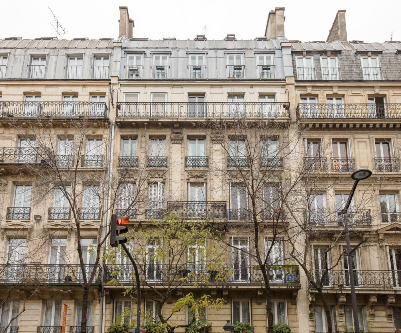 08 Design Flat Republique Lägenhet Paris Exteriör bild